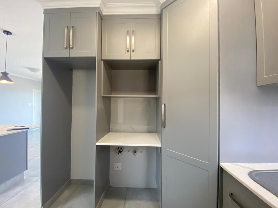 5 Bedroom Property for Sale in Dana Bay Western Cape